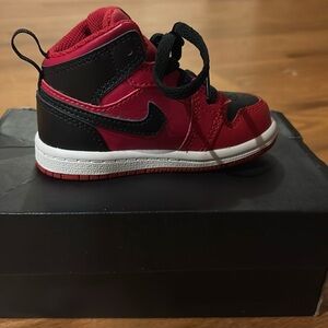 Jordan Black/University Red